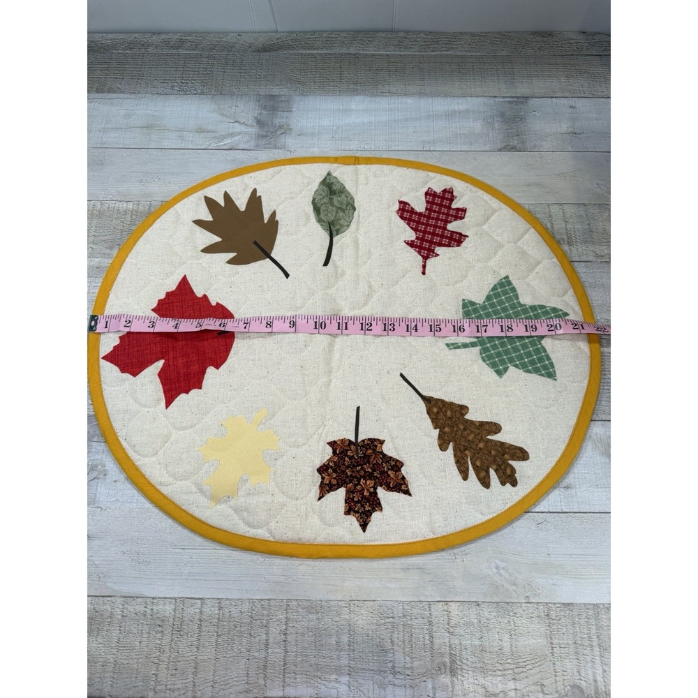 Handmade Quilted Fall Table Topper Autumn Leaves Applique Oval Thanksgiving - Picture 2 of 4